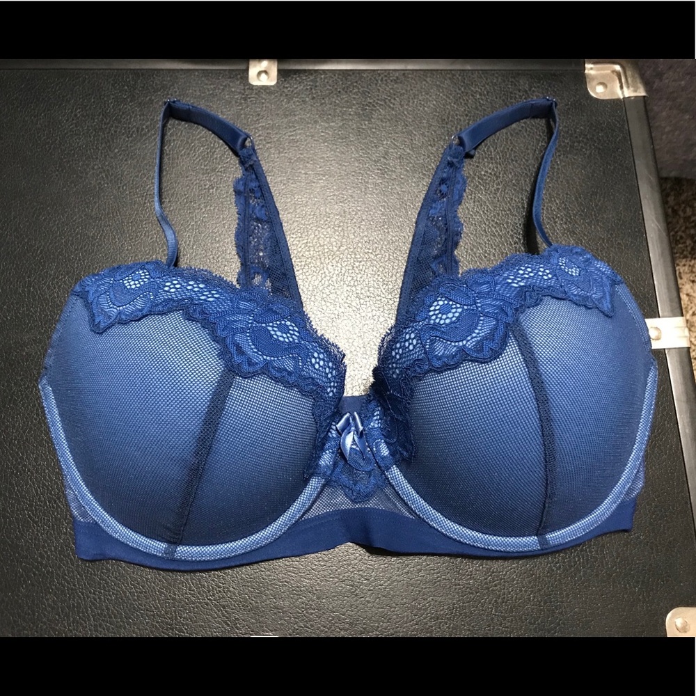 *Never worn!* Push-up Bra